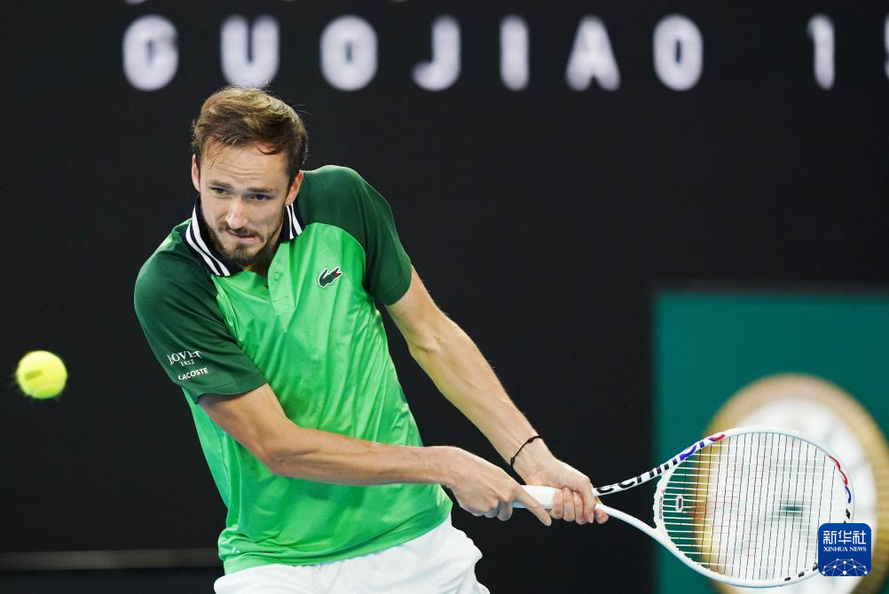 的前两位 的前两位